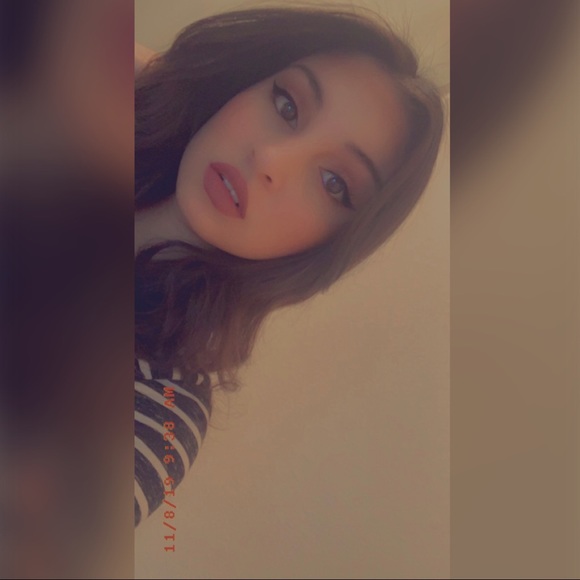 Meet your Posher, Ruby - Picture 1 of 1